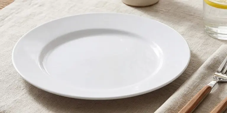 pratos reutilizáveis para eventos